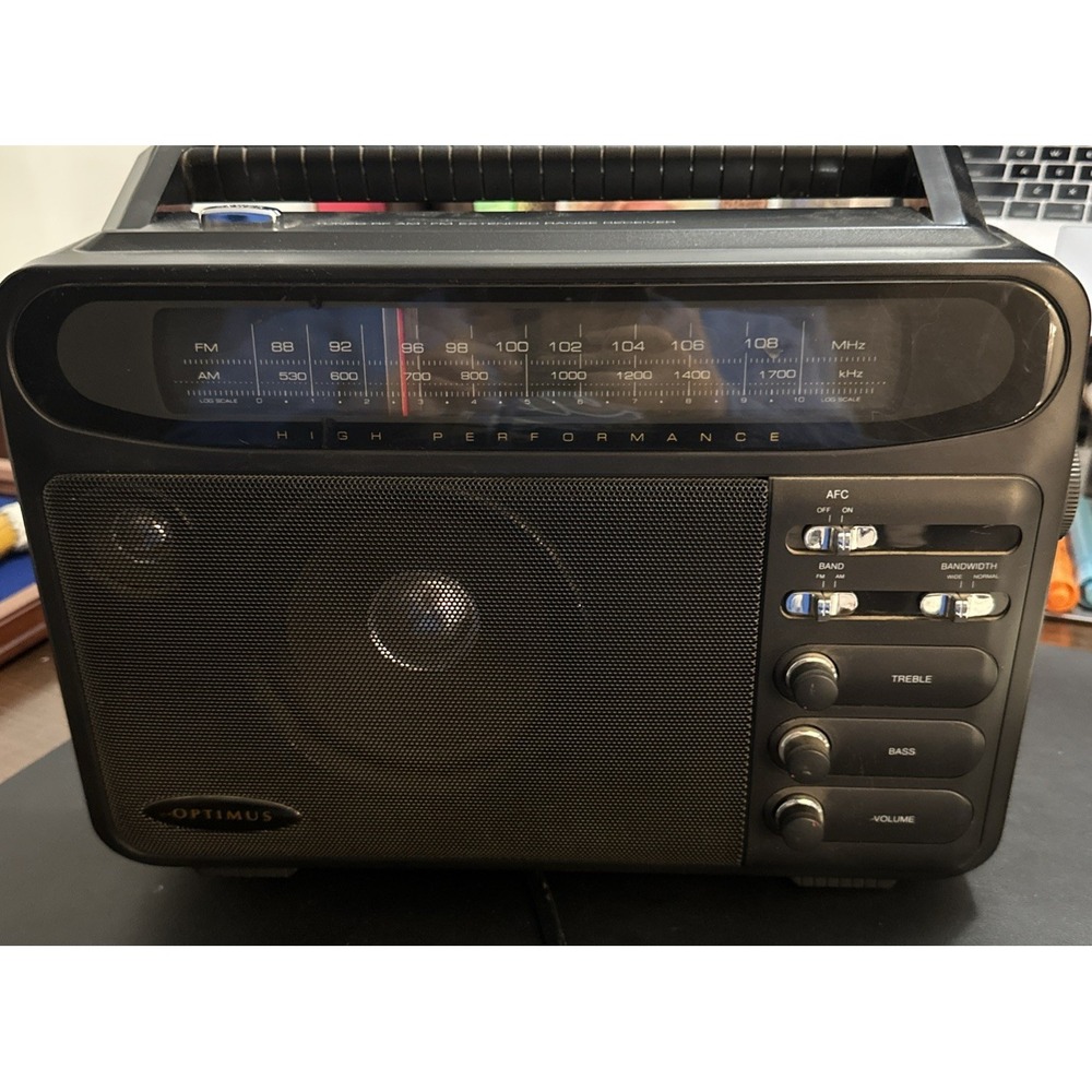 Vtg Optimus High Performance!Tuned RF AM/FM Extended Range Receiver Radio!